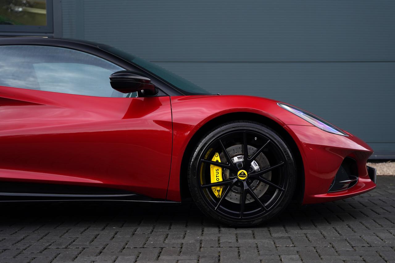 2024 Lotus Emira