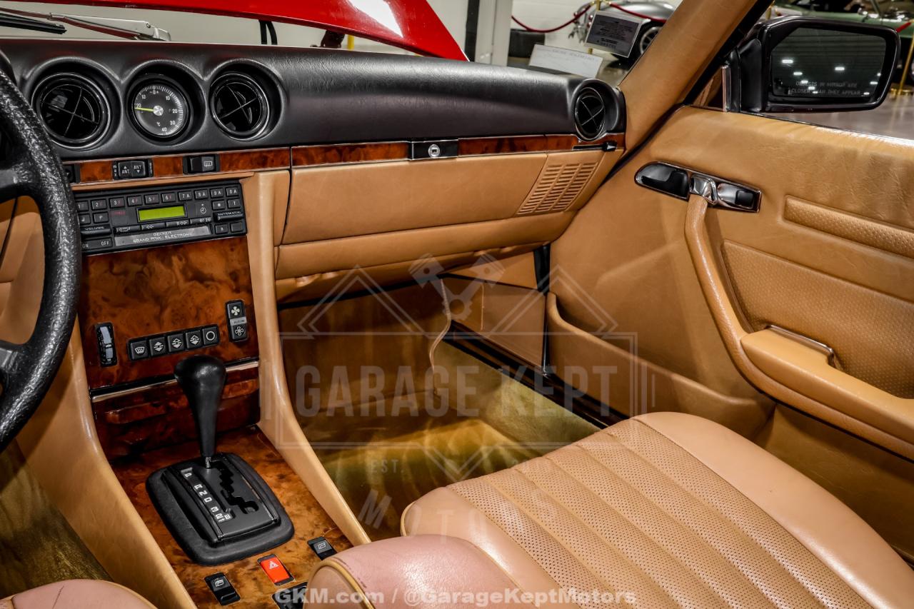 1985 Mercedes - Benz 380-Class