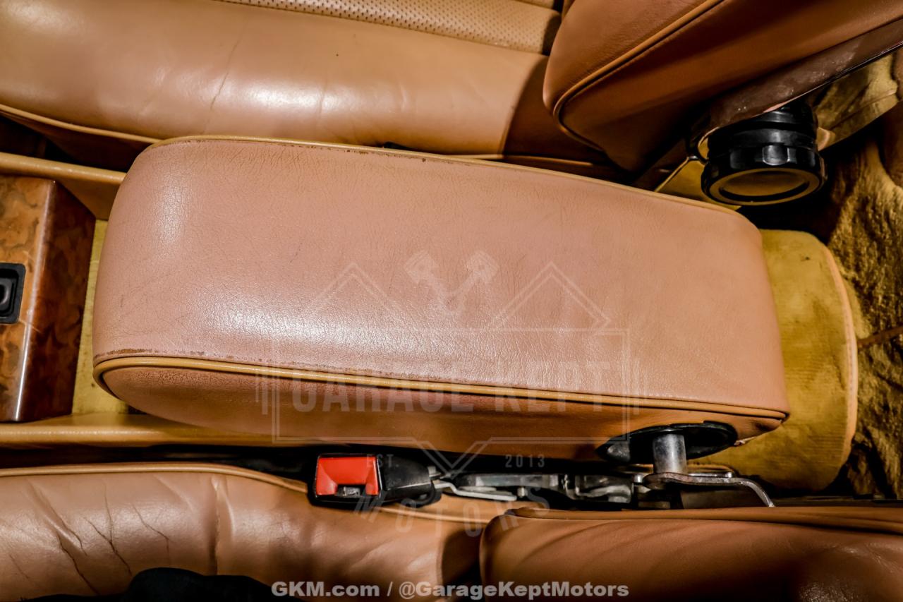 1985 Mercedes - Benz 380-Class