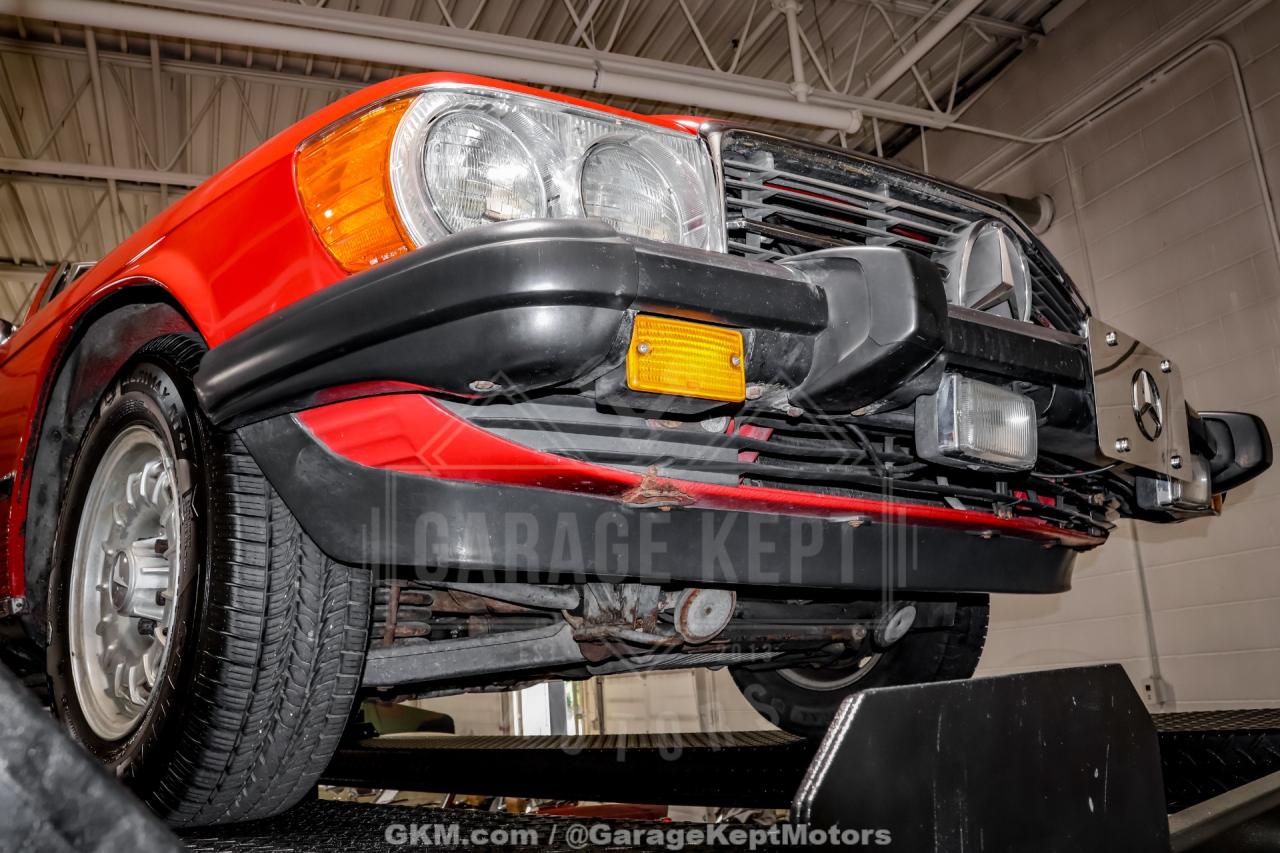 1985 Mercedes - Benz 380-Class