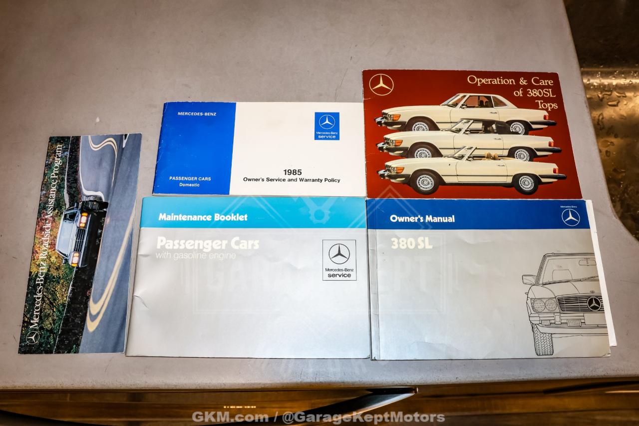 1985 Mercedes - Benz 380-Class