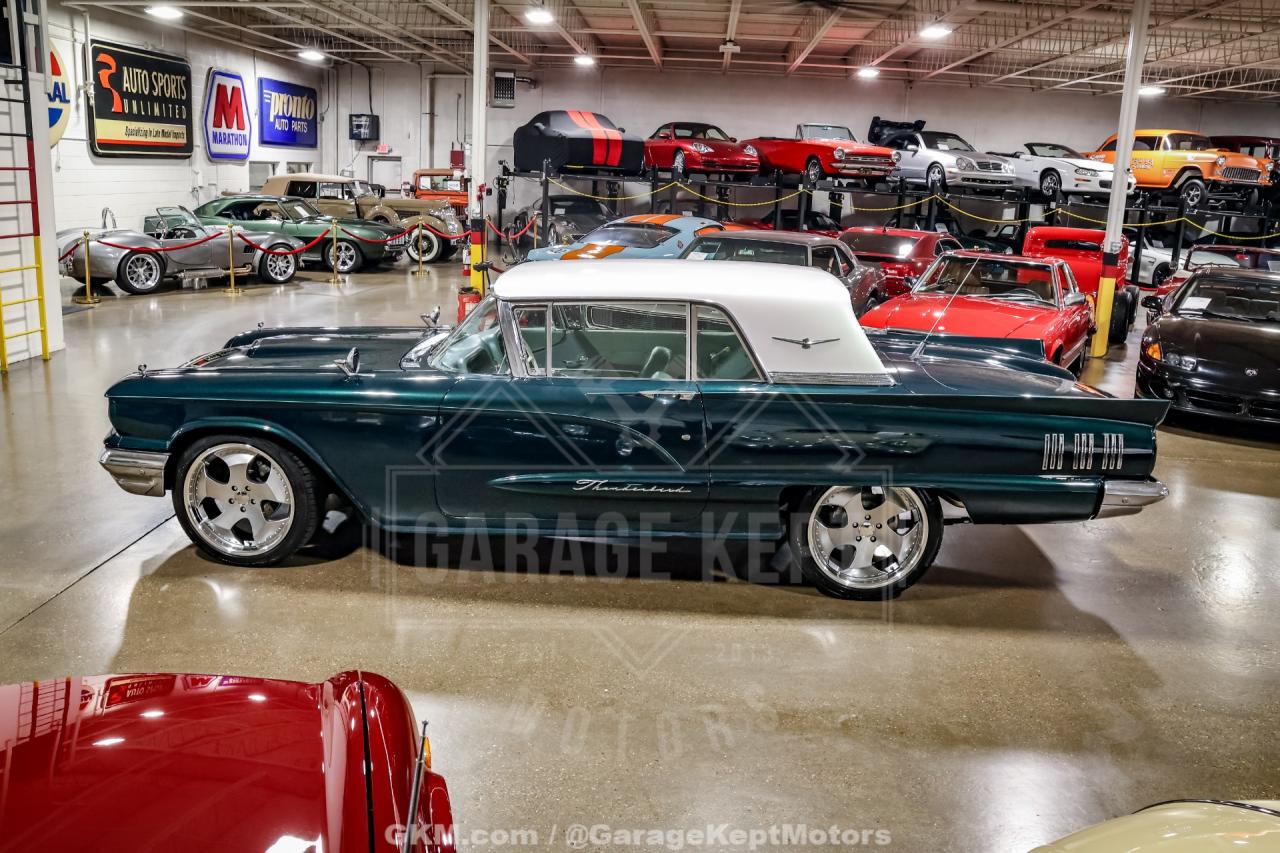 1960 Ford Thunderbird