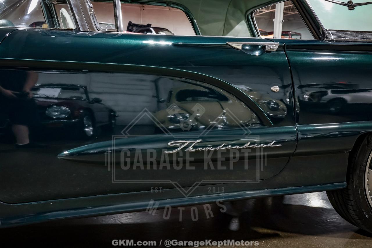 1960 Ford Thunderbird