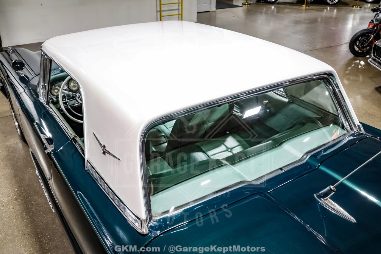 1960 Ford Thunderbird