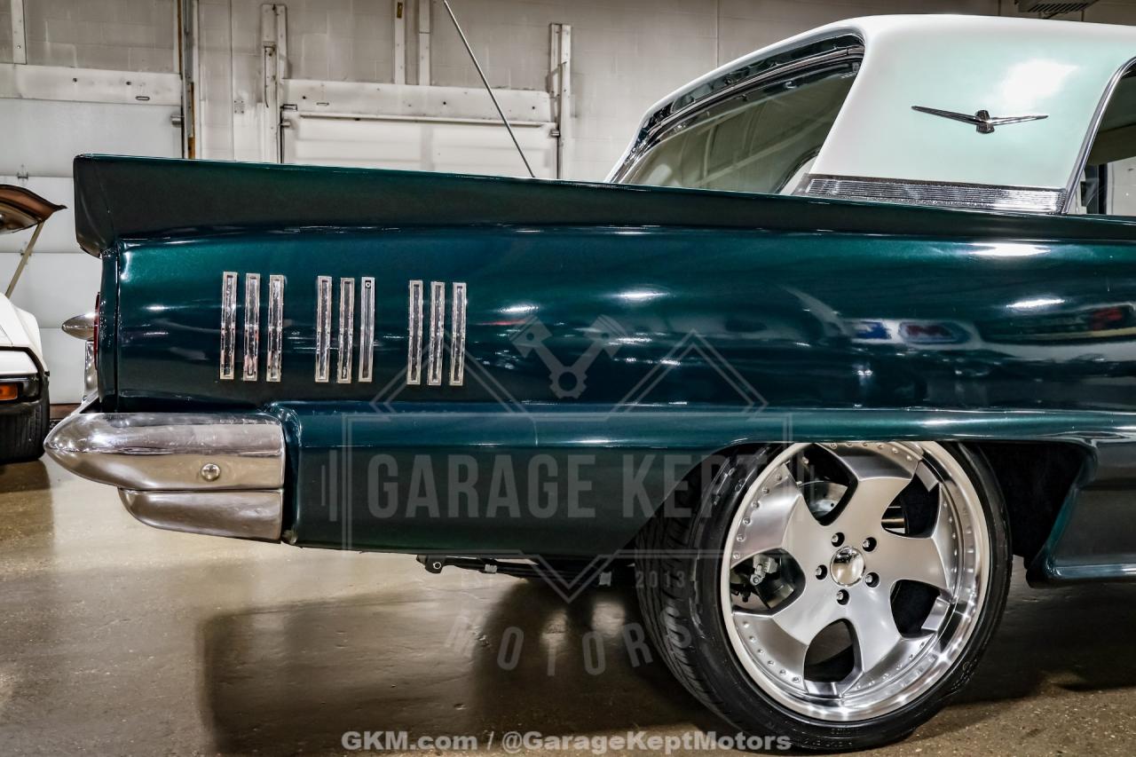 1960 Ford Thunderbird