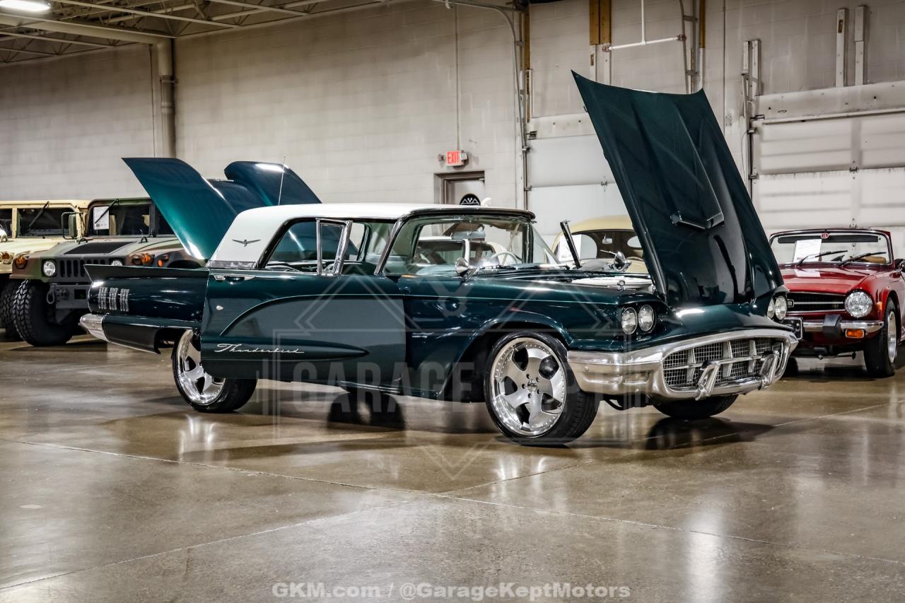 1960 Ford Thunderbird
