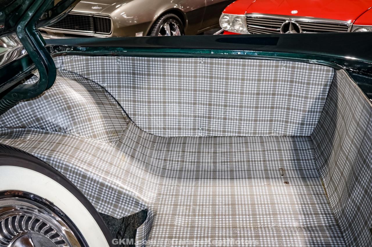 1960 Ford Thunderbird
