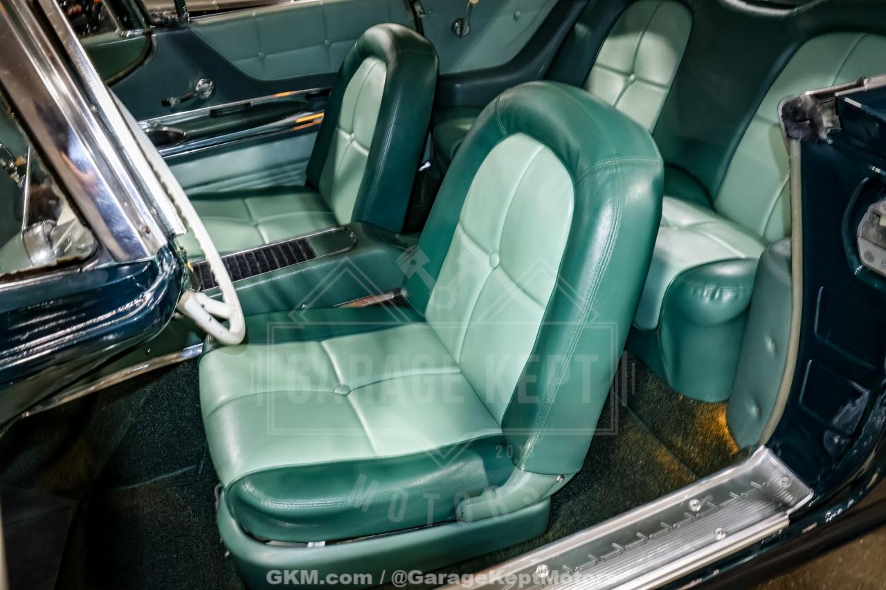1960 Ford Thunderbird