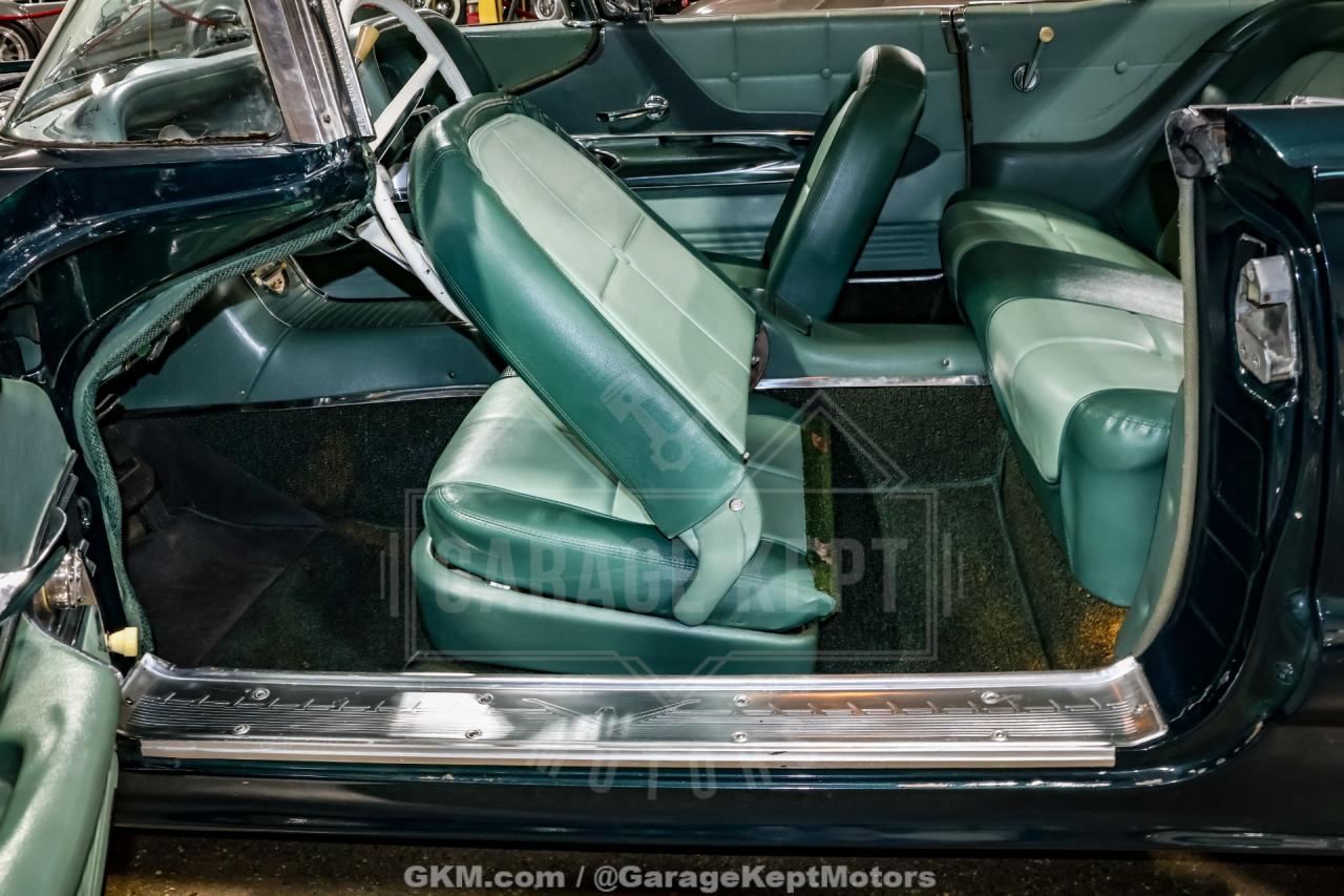 1960 Ford Thunderbird