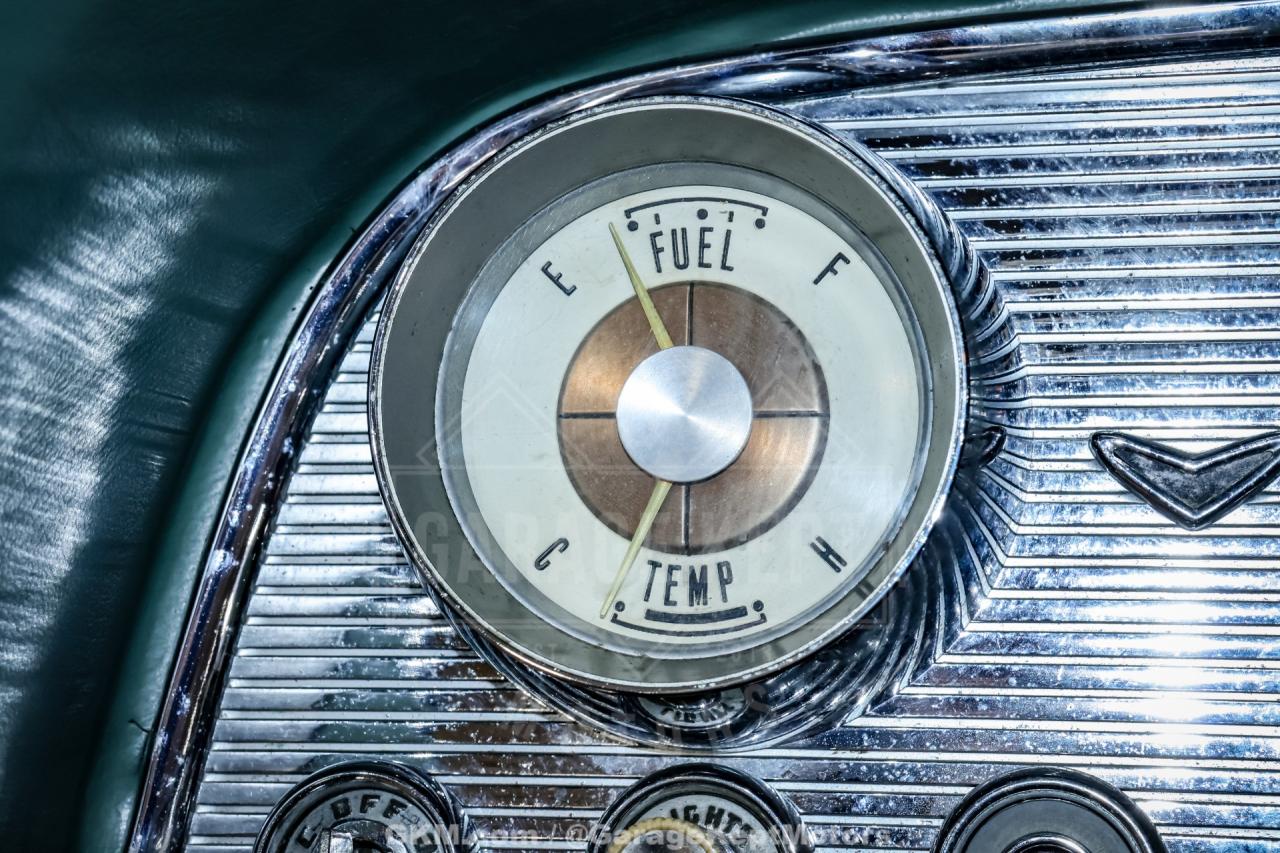 1960 Ford Thunderbird