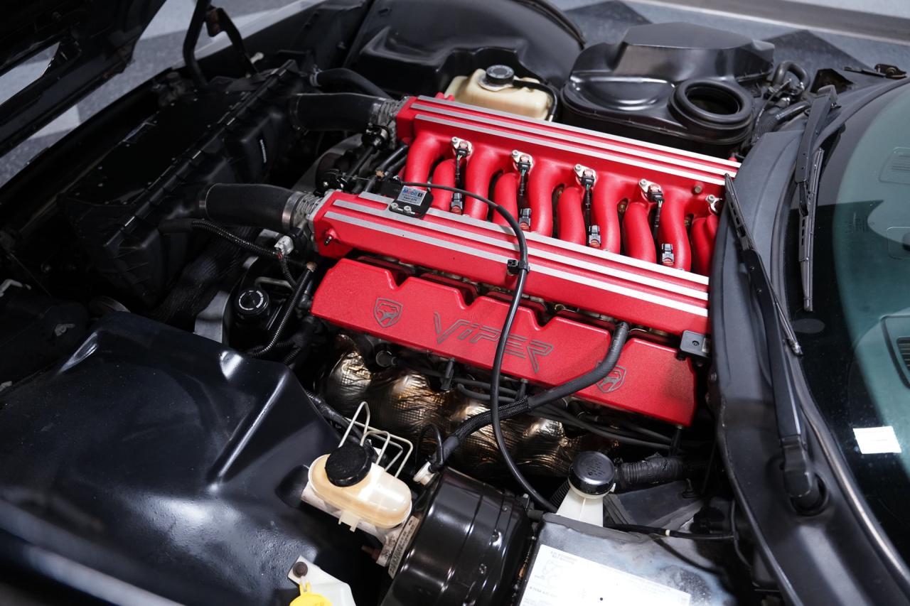 2000 Dodge Viper GTS