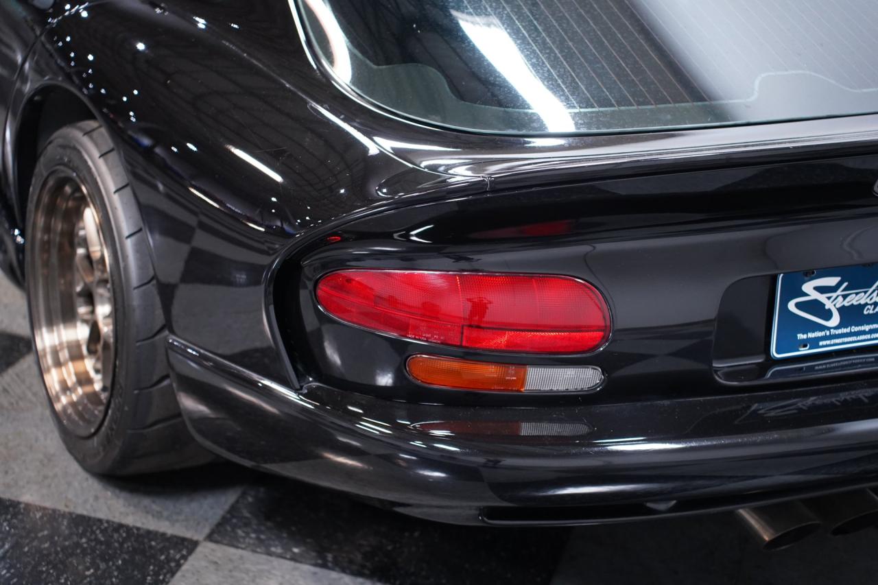 2000 Dodge Viper GTS