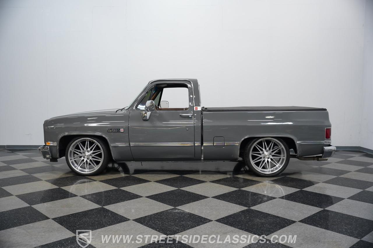 1983 GMC C1500 Restomod