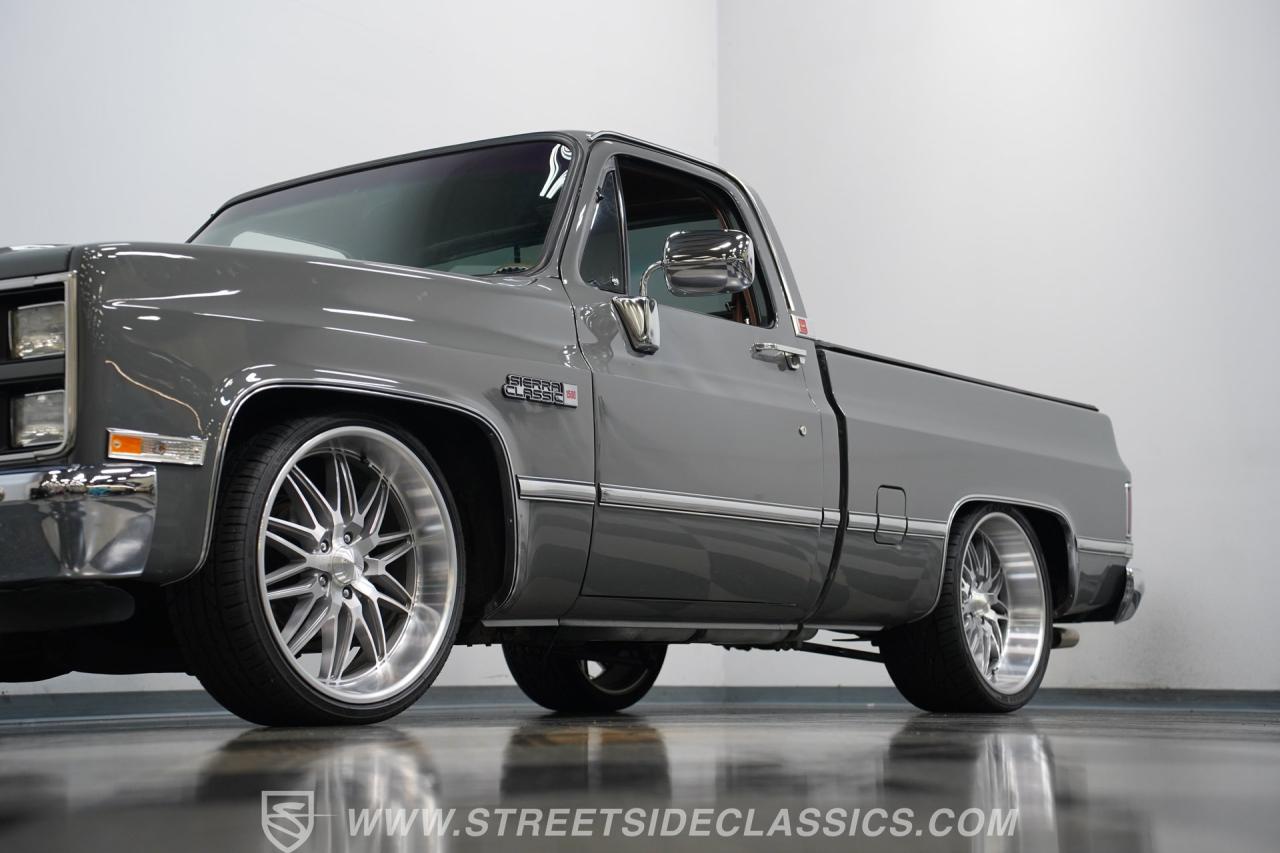 1983 GMC C1500 Restomod