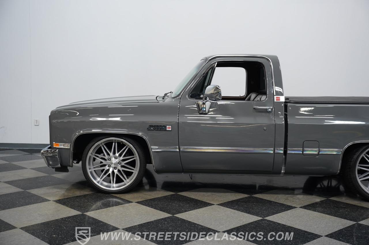 1983 GMC C1500 Restomod