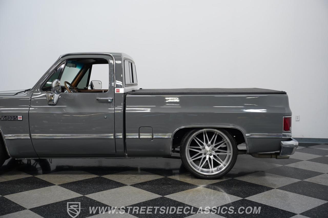1983 GMC C1500 Restomod