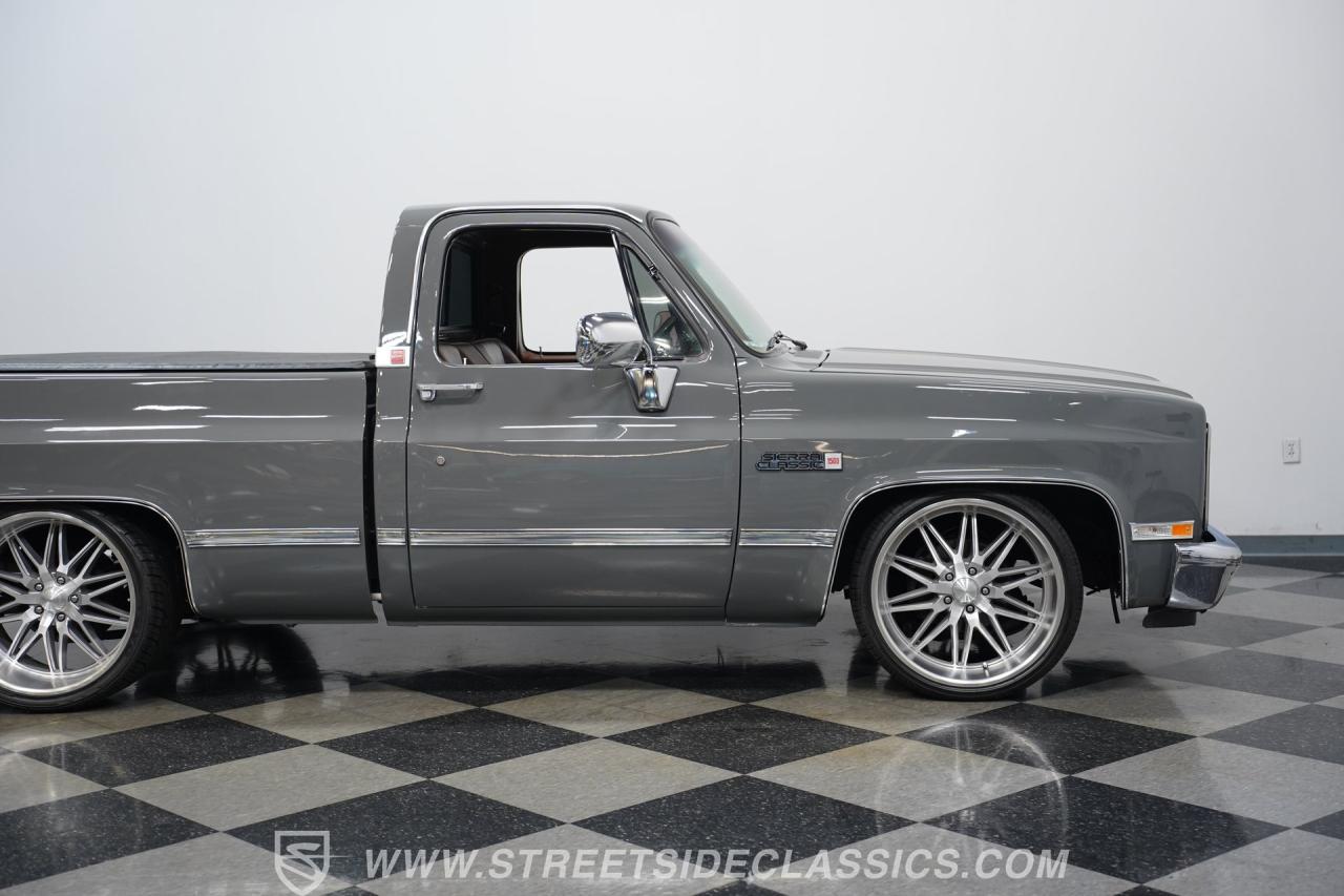 1983 GMC C1500 Restomod