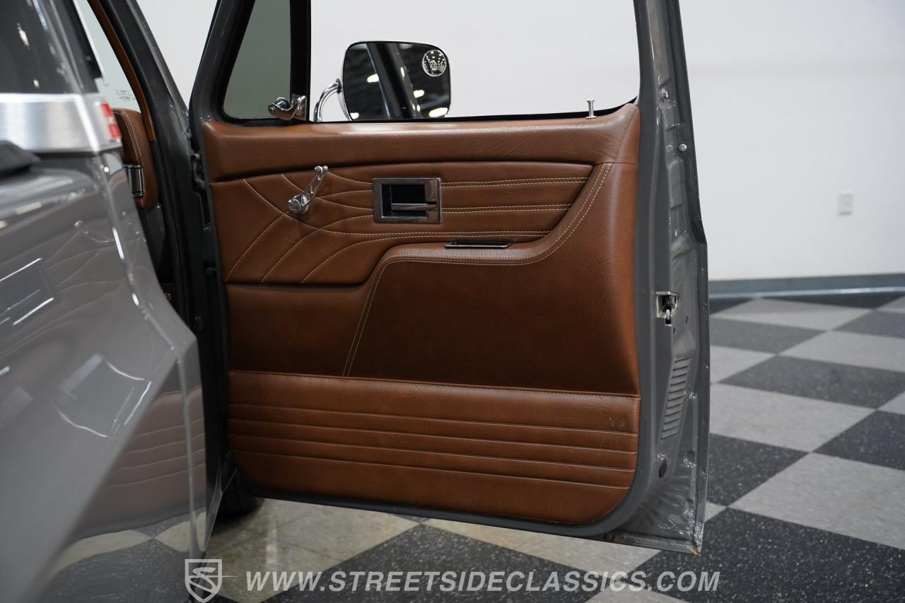 1983 GMC C1500 Restomod