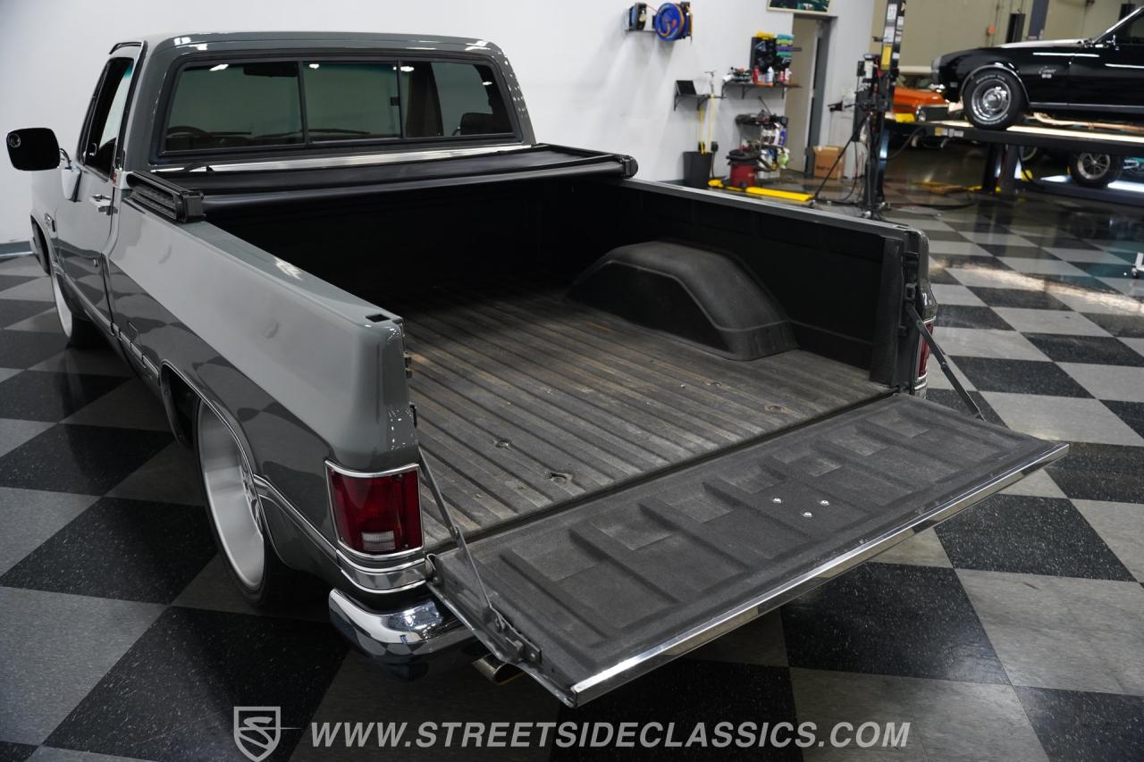 1983 GMC C1500 Restomod