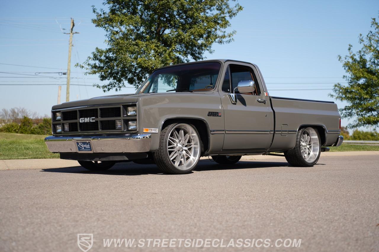 1983 GMC C1500 Restomod