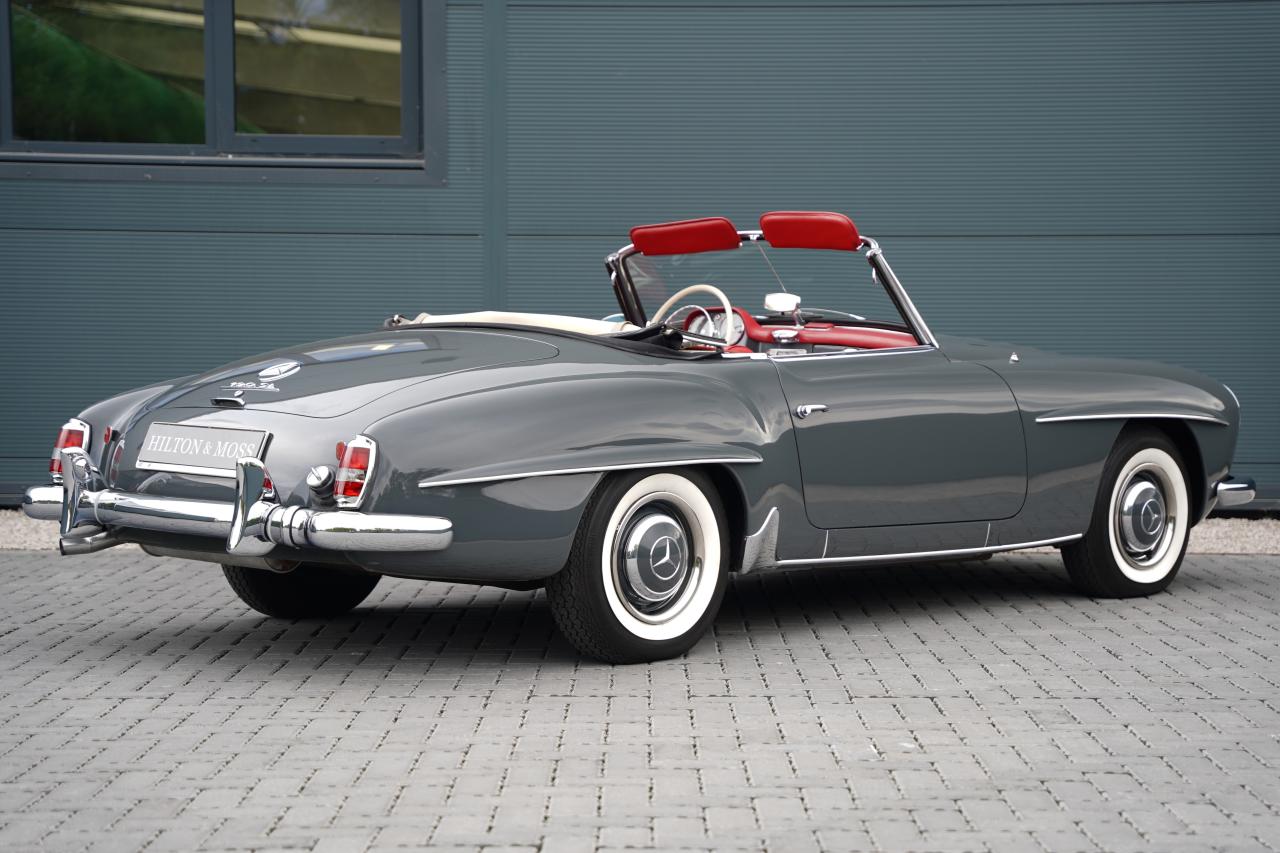 1961 Mercedes - Benz 190SL