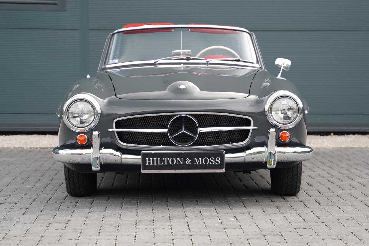 1961 Mercedes - Benz 190SL