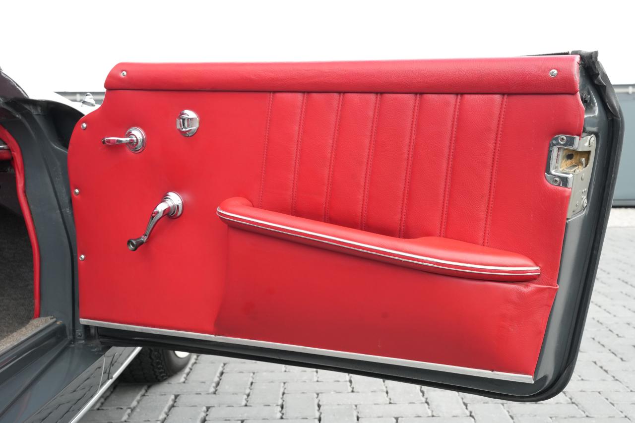 1961 Mercedes - Benz 190SL
