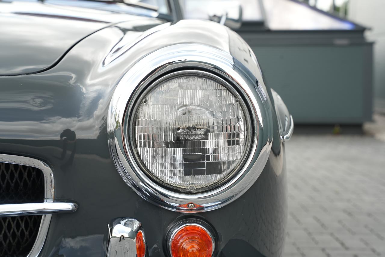 1961 Mercedes - Benz 190SL