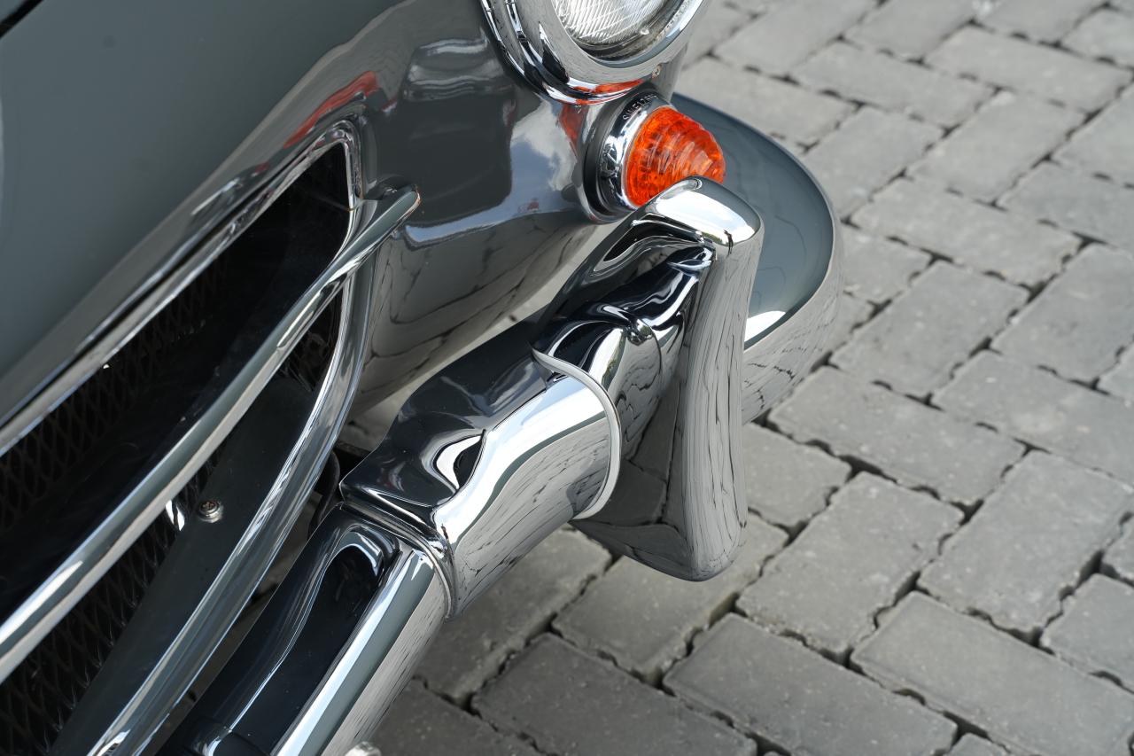 1961 Mercedes - Benz 190SL