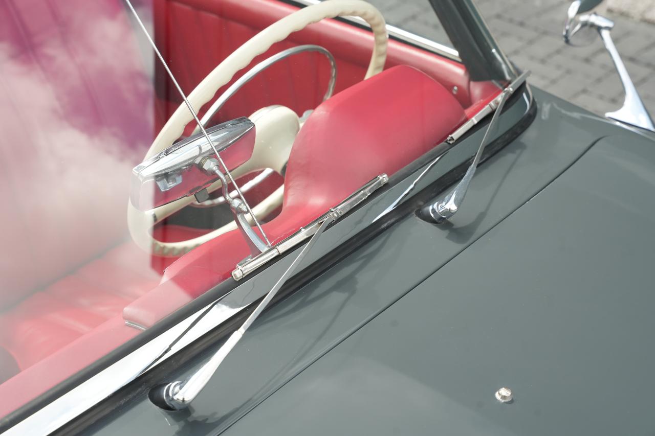 1961 Mercedes - Benz 190SL