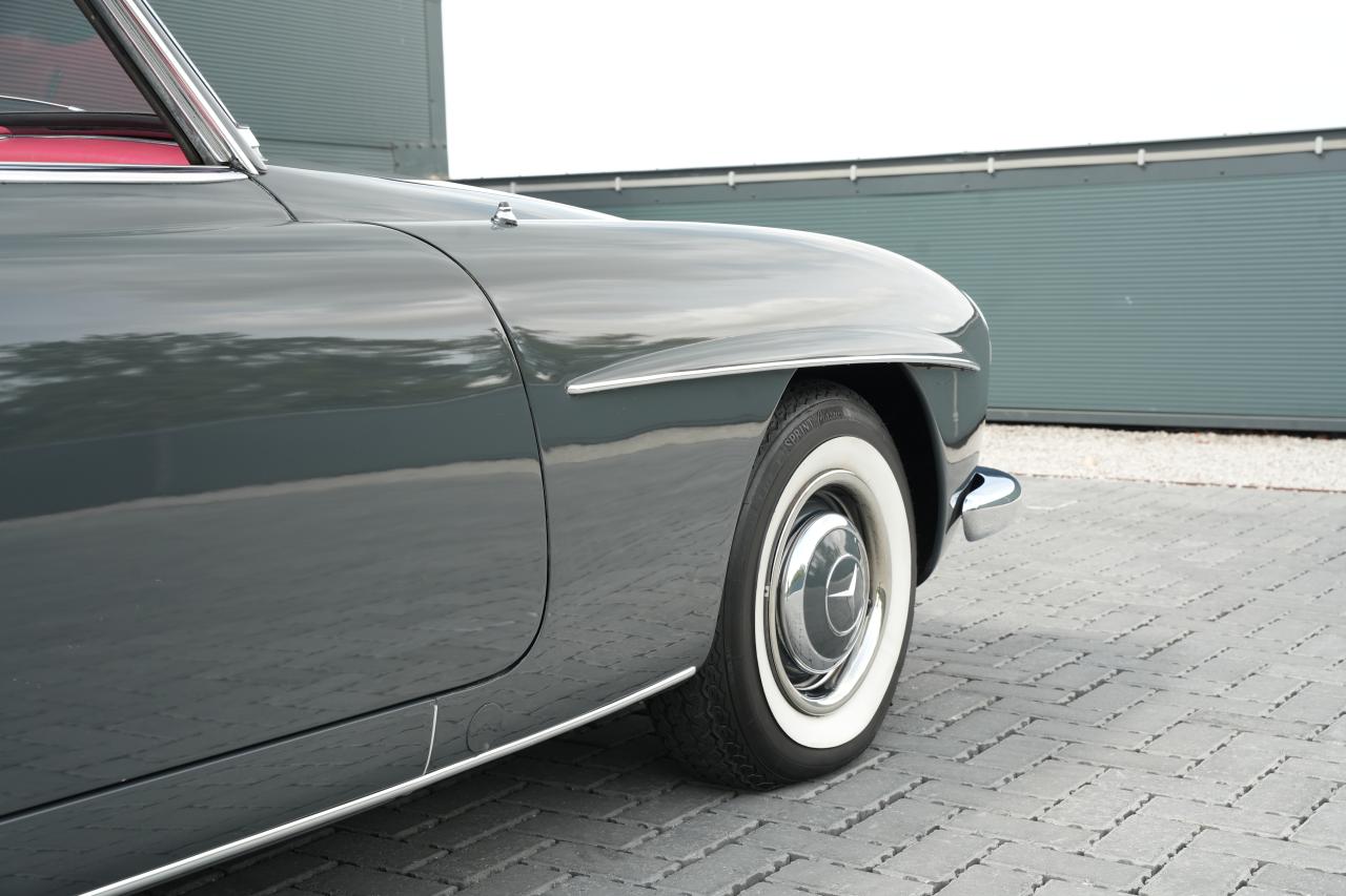 1961 Mercedes - Benz 190SL
