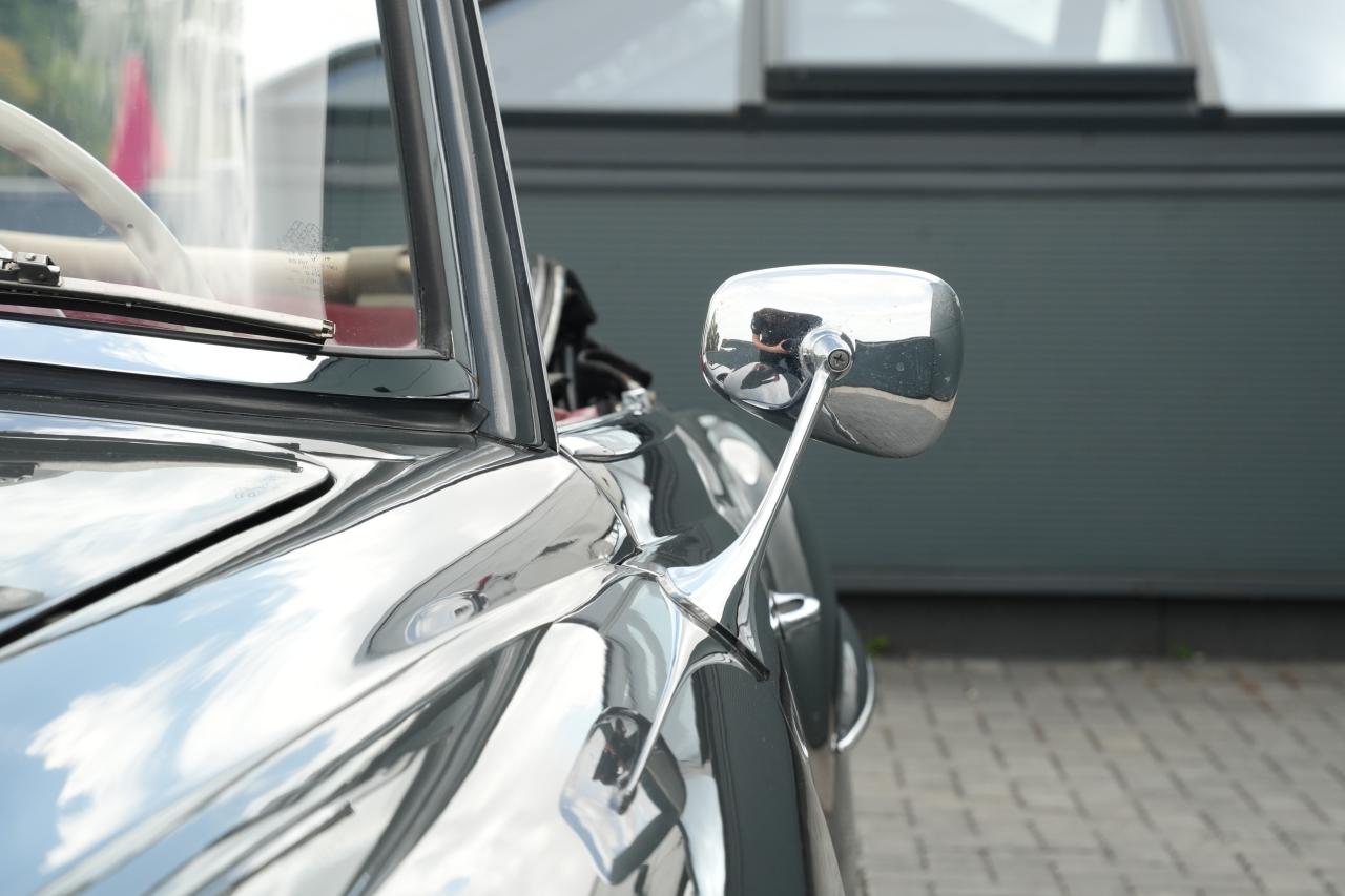 1961 Mercedes - Benz 190SL