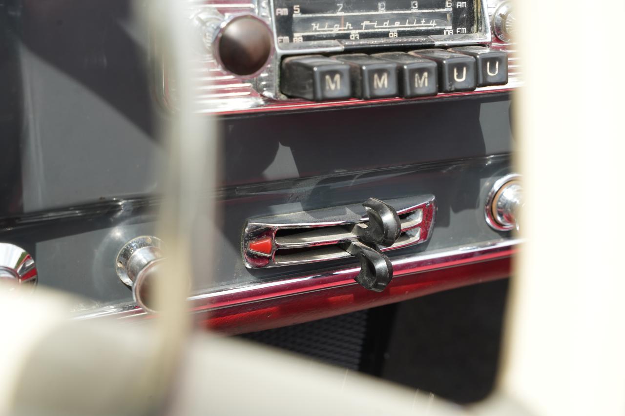 1961 Mercedes - Benz 190SL