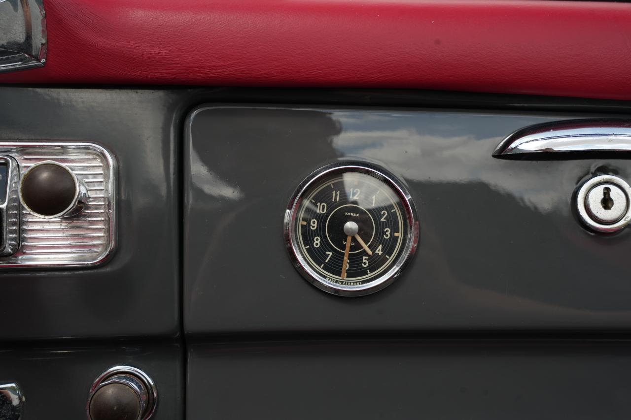 1961 Mercedes - Benz 190SL