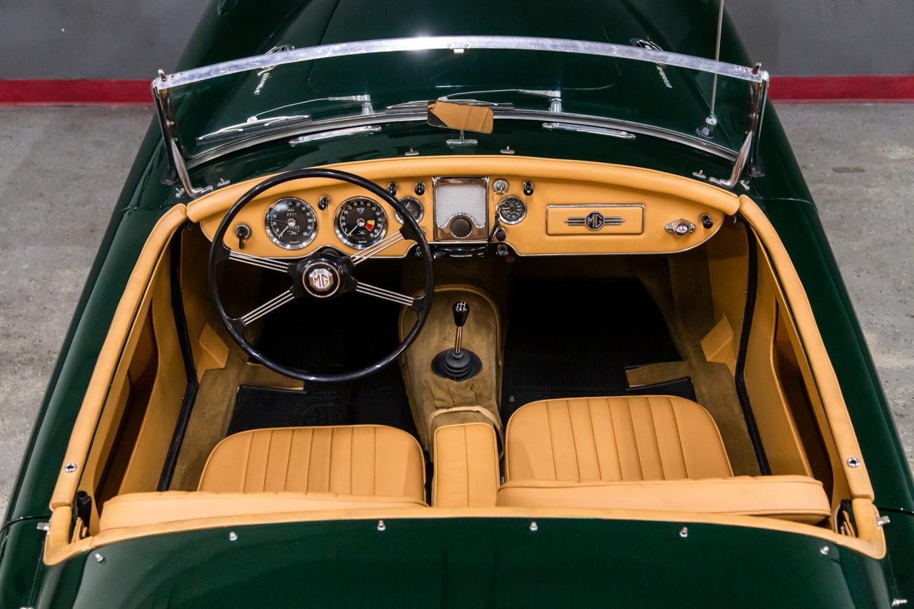 1962 MG MGA MK II BRITISH RACING GREEN