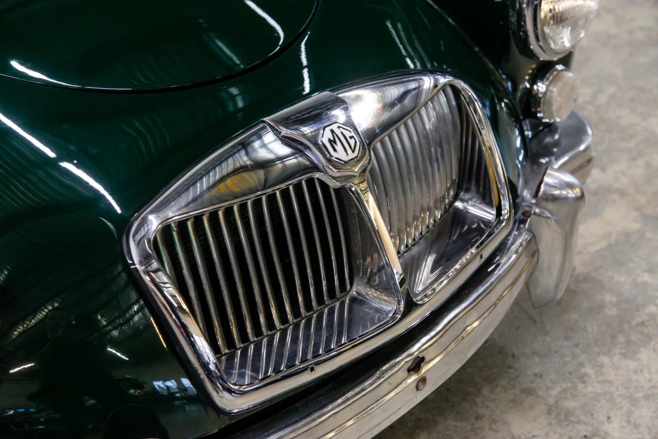 1962 MG MGA MK II BRITISH RACING GREEN