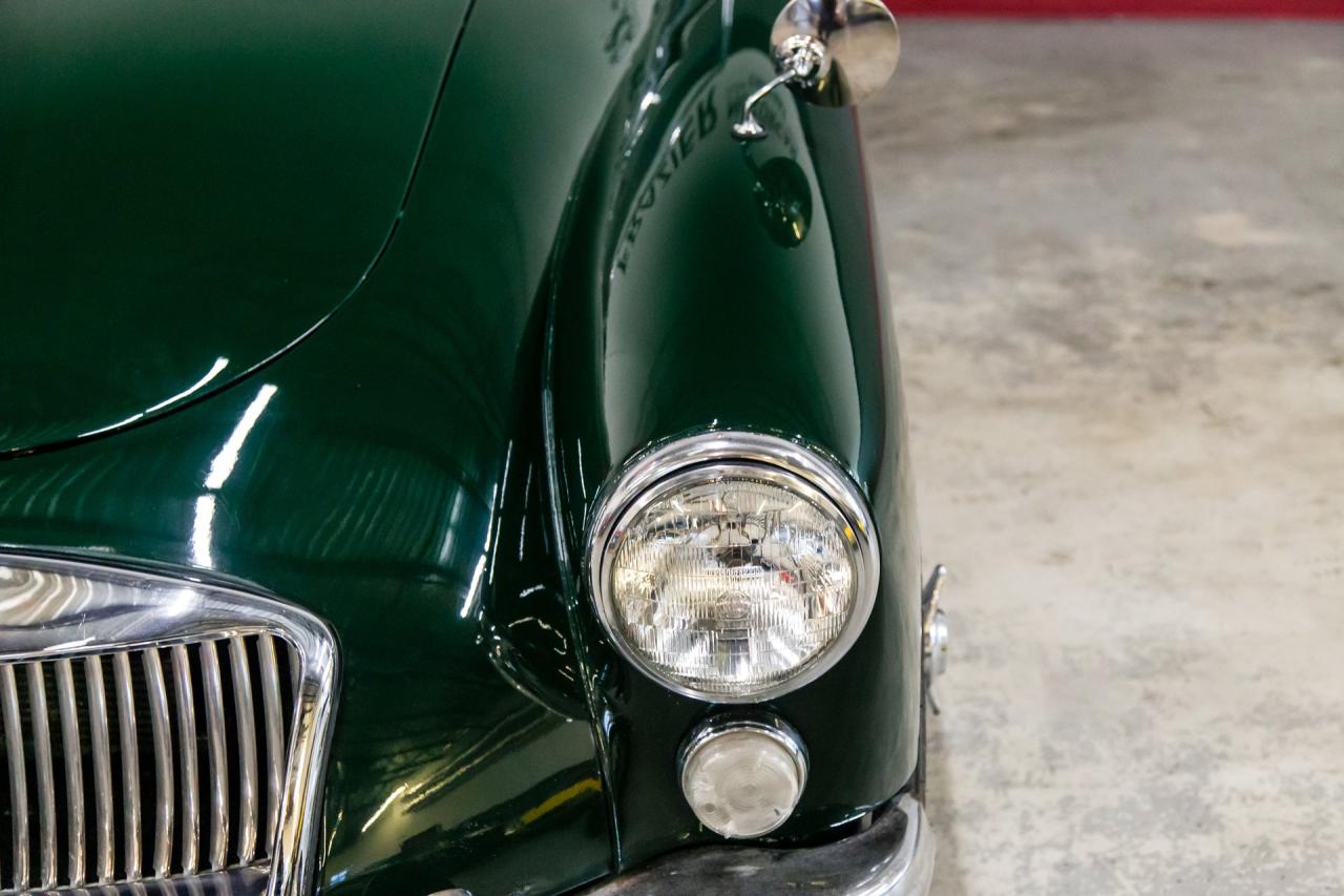 1962 MG MGA MK II BRITISH RACING GREEN