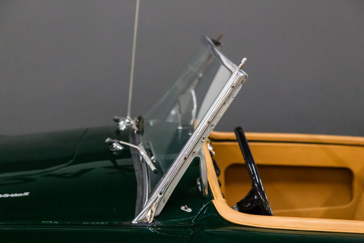 1962 MG MGA MK II BRITISH RACING GREEN