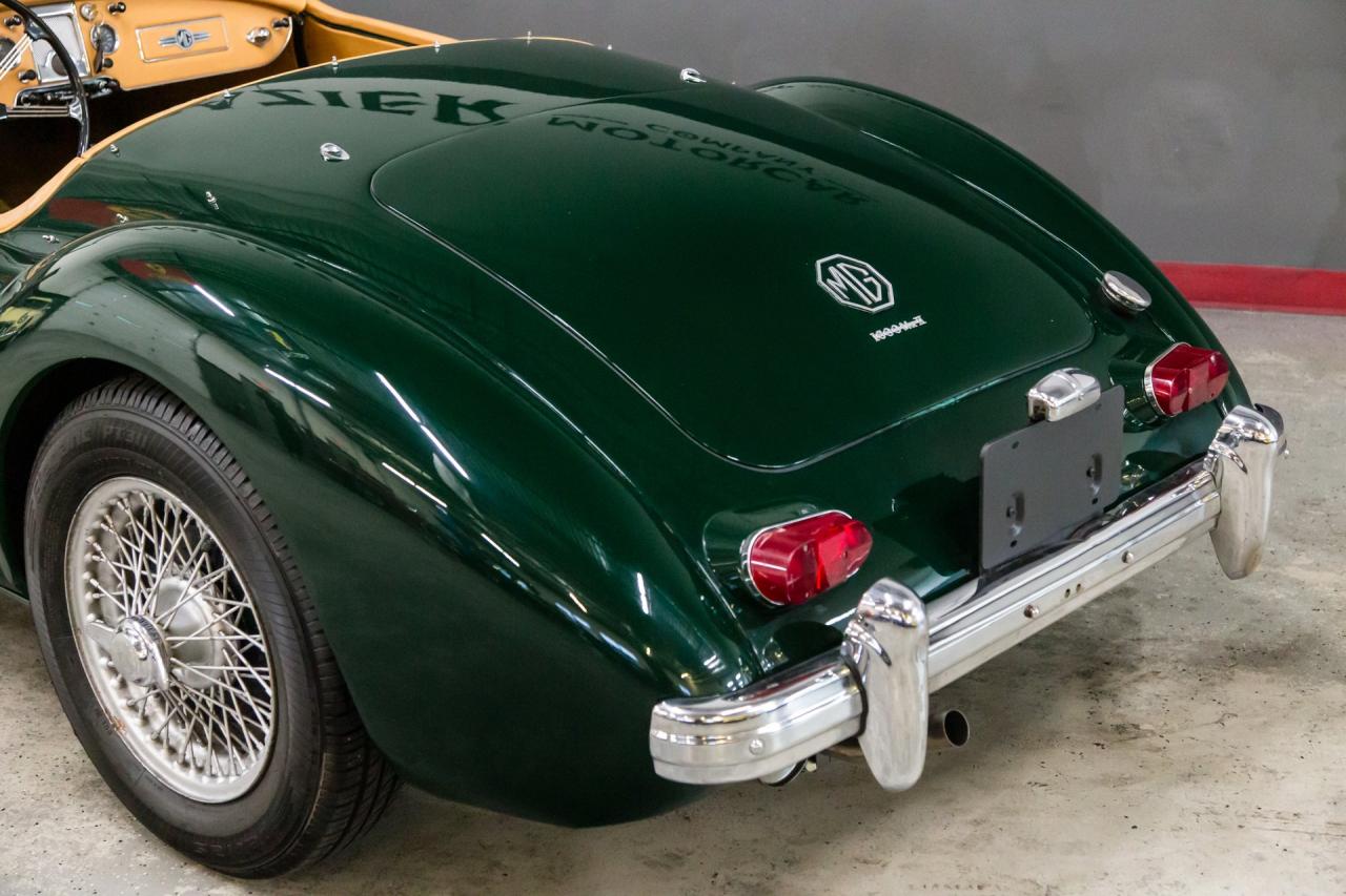 1962 MG MGA MK II BRITISH RACING GREEN