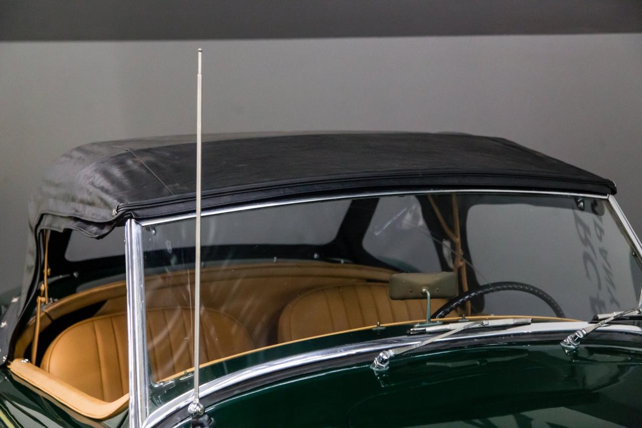 1962 MG MGA MK II BRITISH RACING GREEN