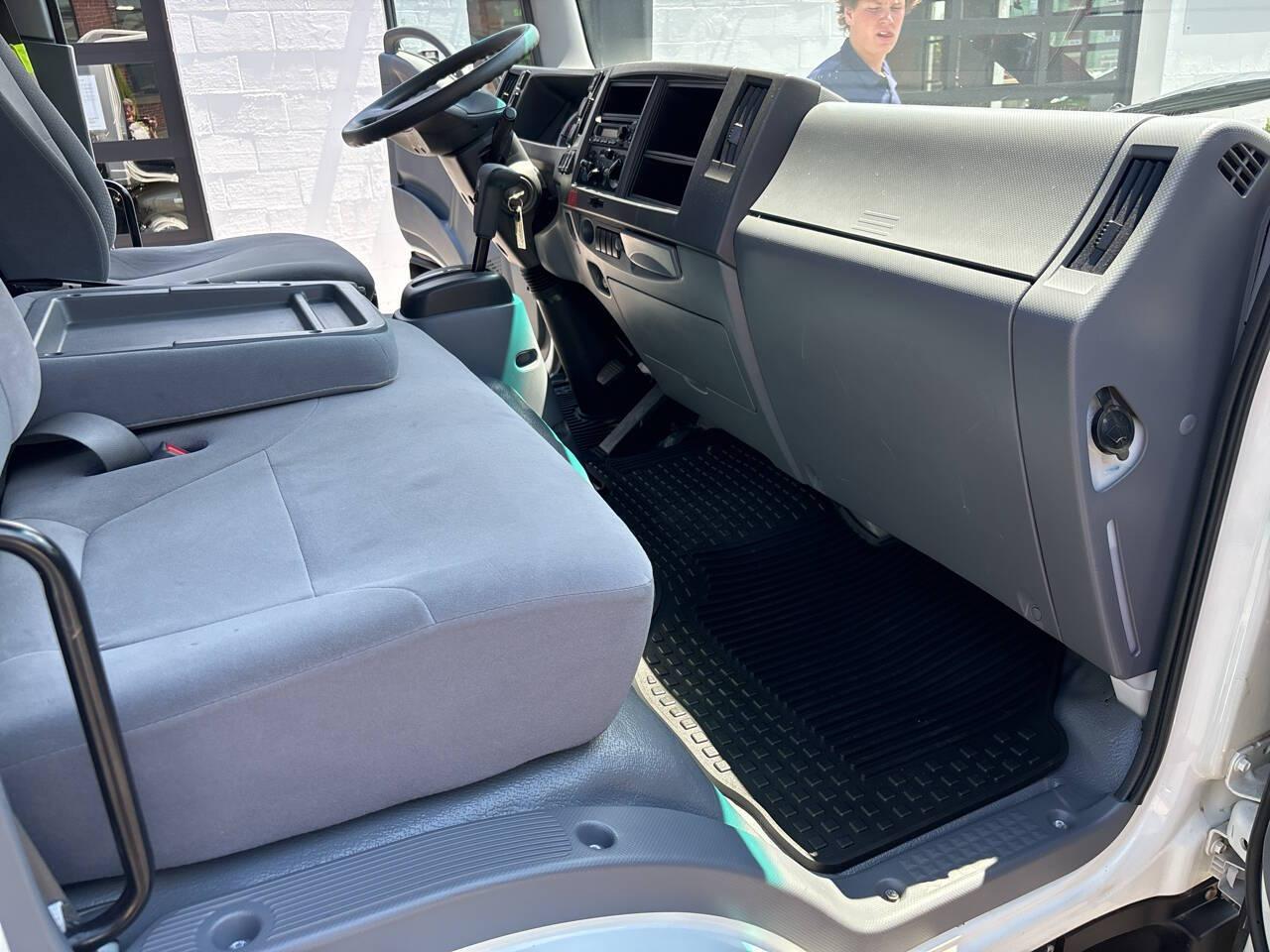 2020 Isuzu NRR