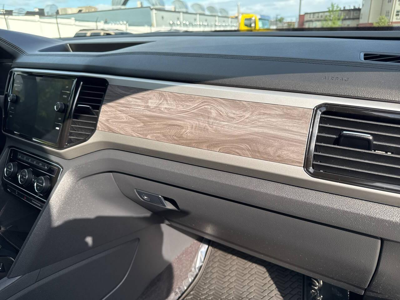 2022 Volkswagen Atlas Cross Sport