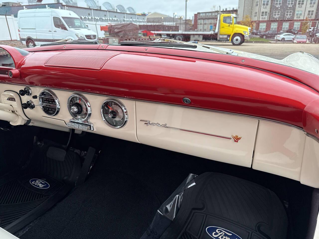 1955 Ford Fairlane