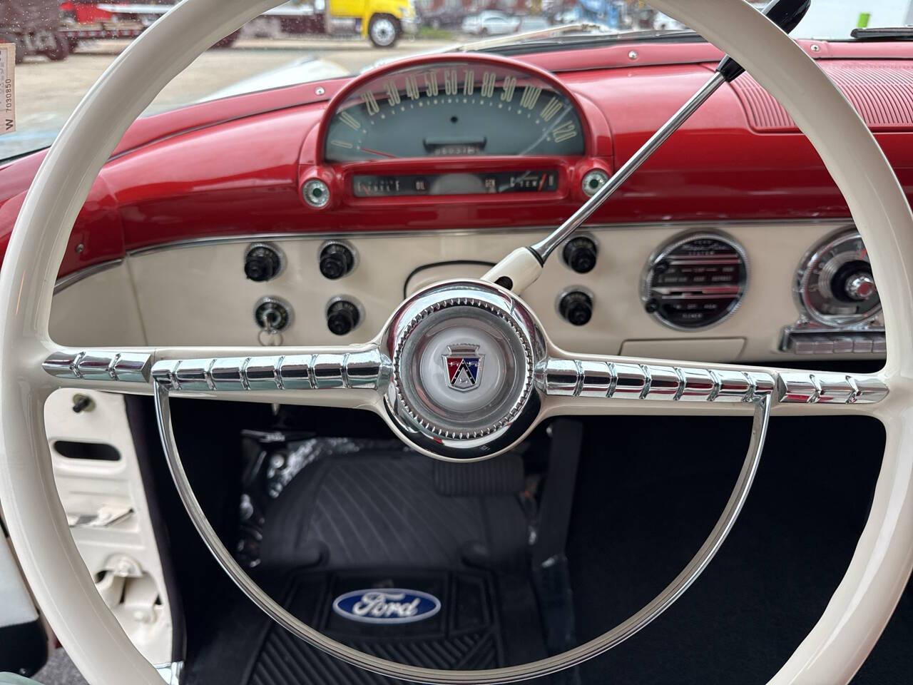 1955 Ford Fairlane