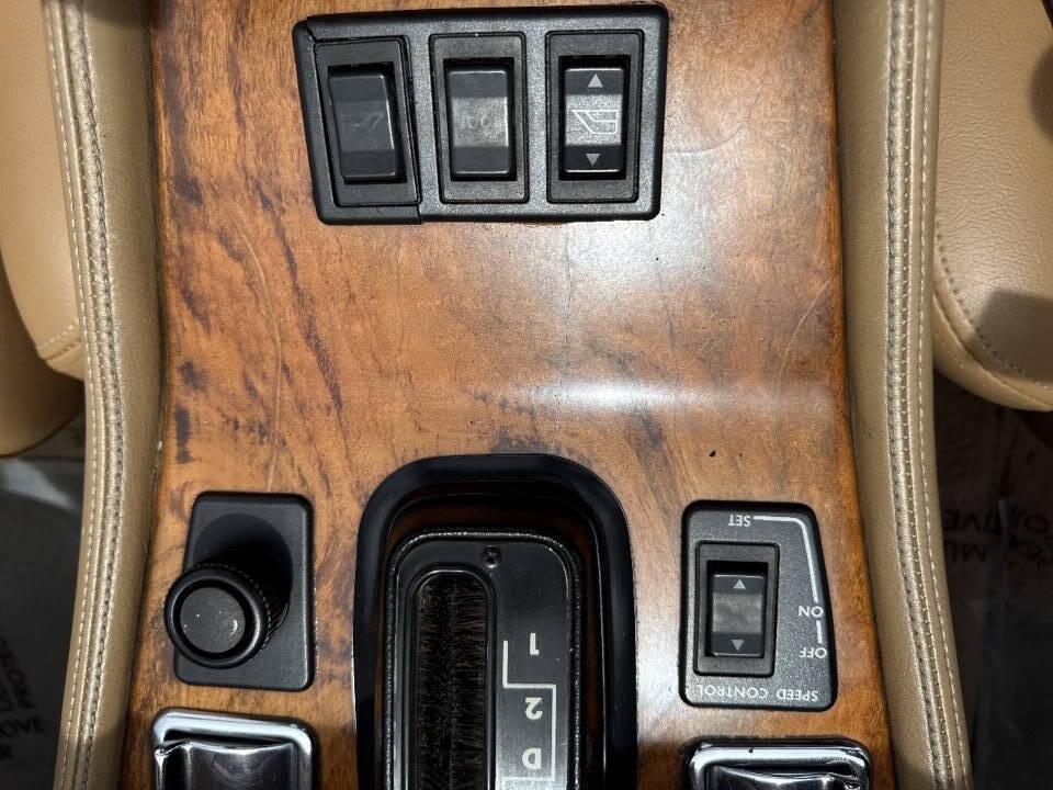1992 Jaguar XJ-Series