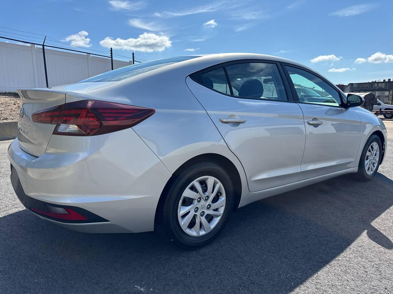 2019 Hyundai Elantra