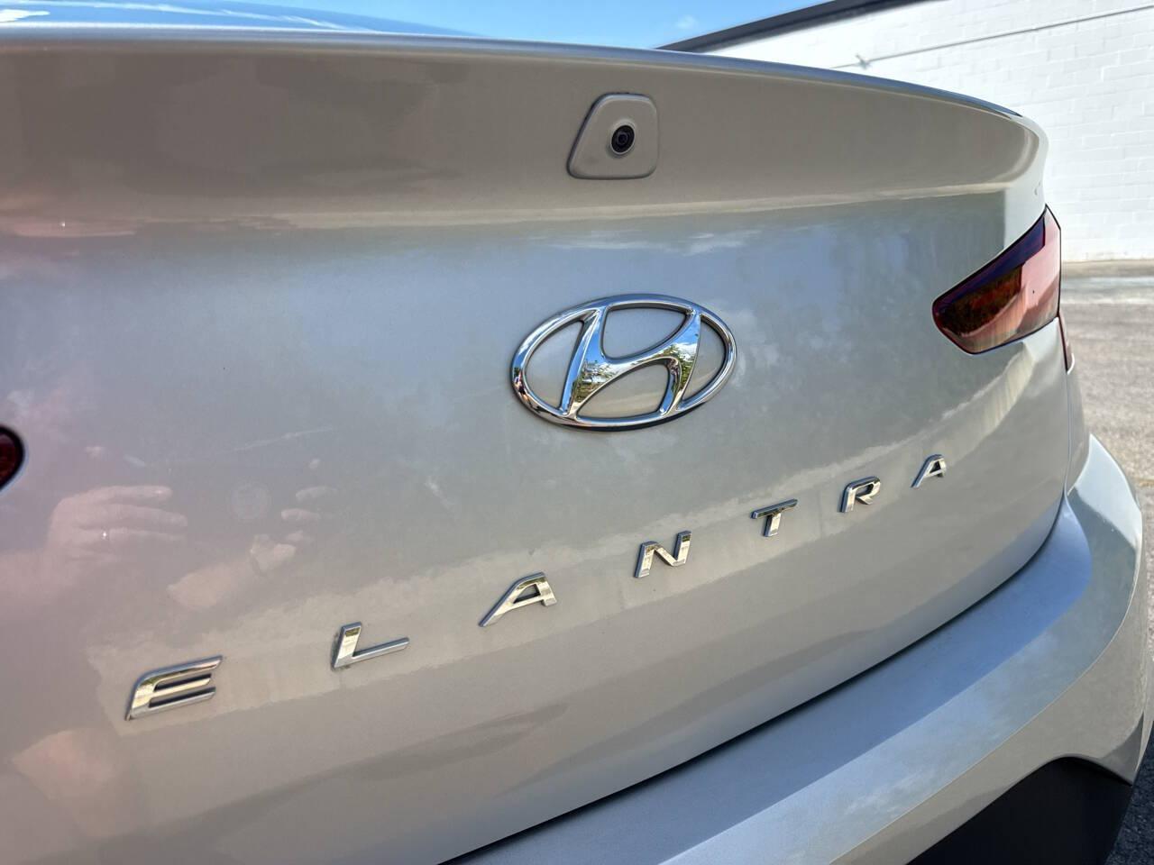 2019 Hyundai Elantra