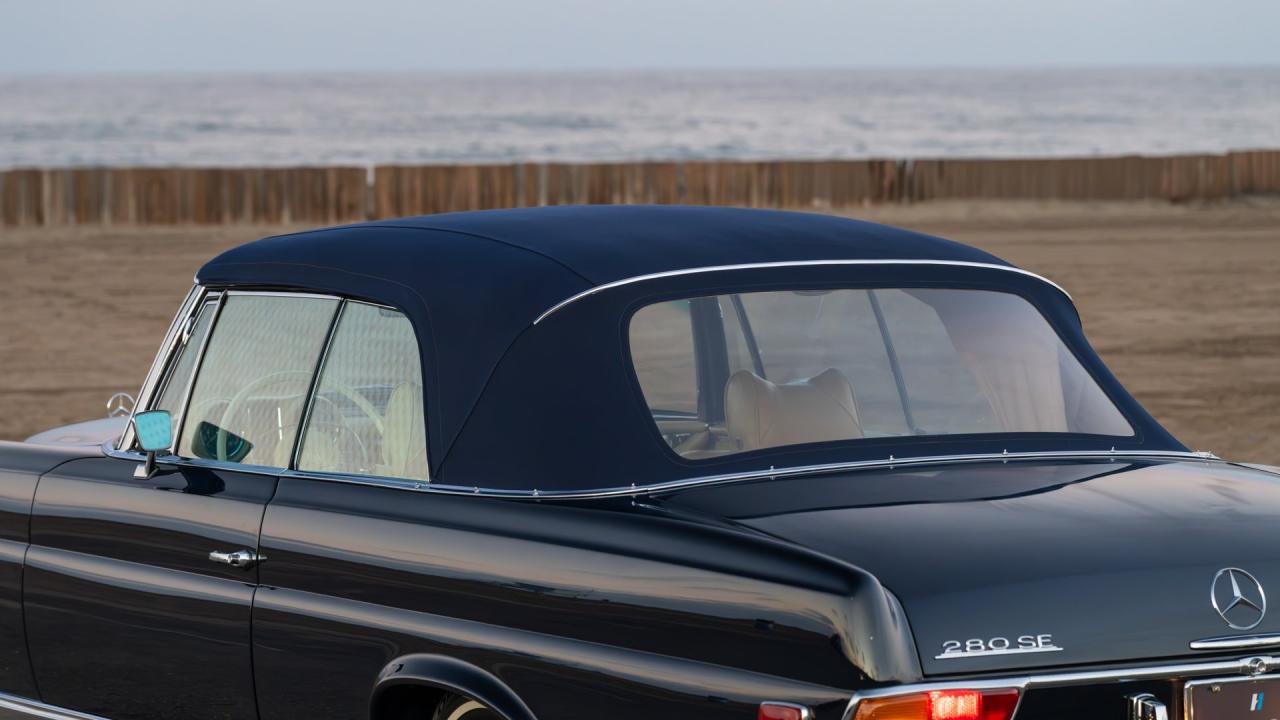 1971 Mercedes - Benz 280 SE 3.5 Cabriolet
