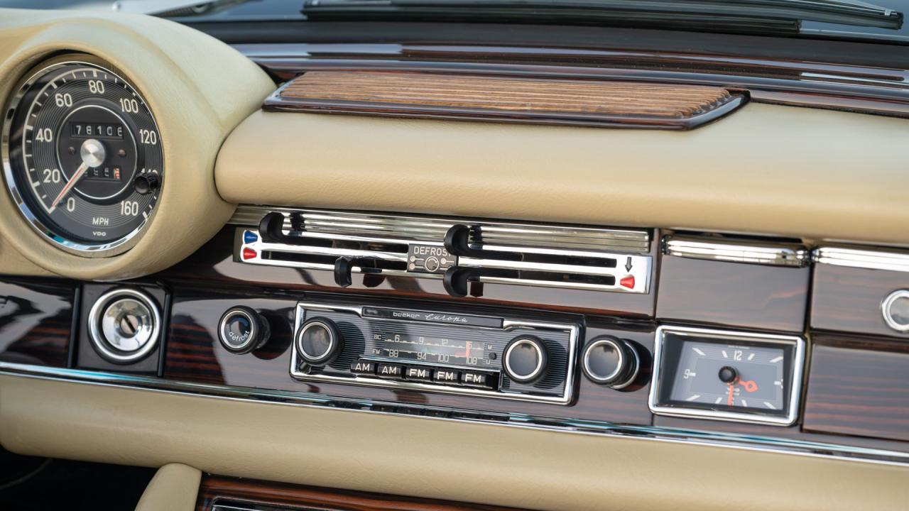 1971 Mercedes - Benz 280 SE 3.5 Cabriolet