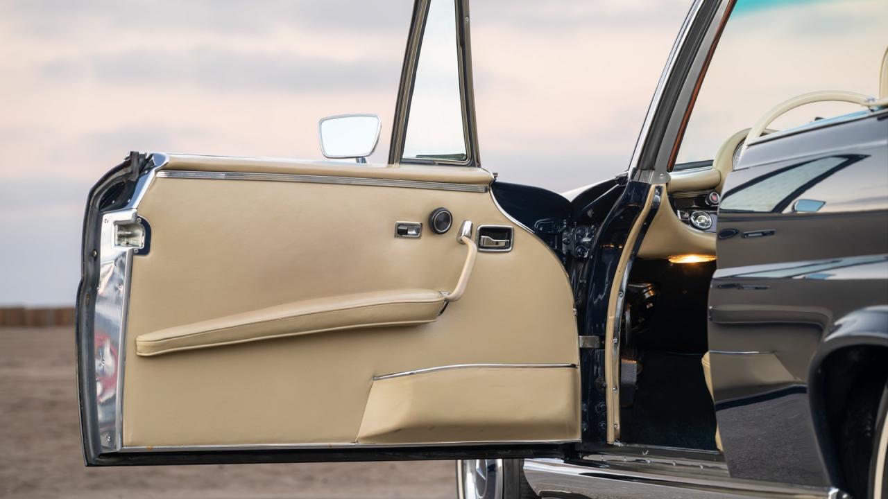 1971 Mercedes - Benz 280 SE 3.5 Cabriolet